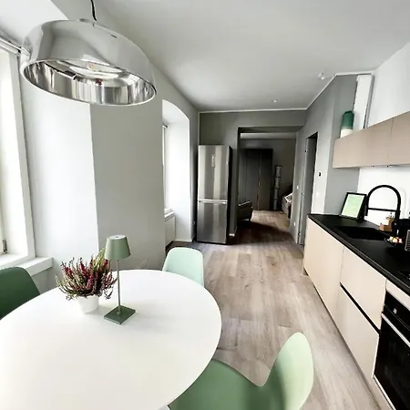 Central Corner House Trieste